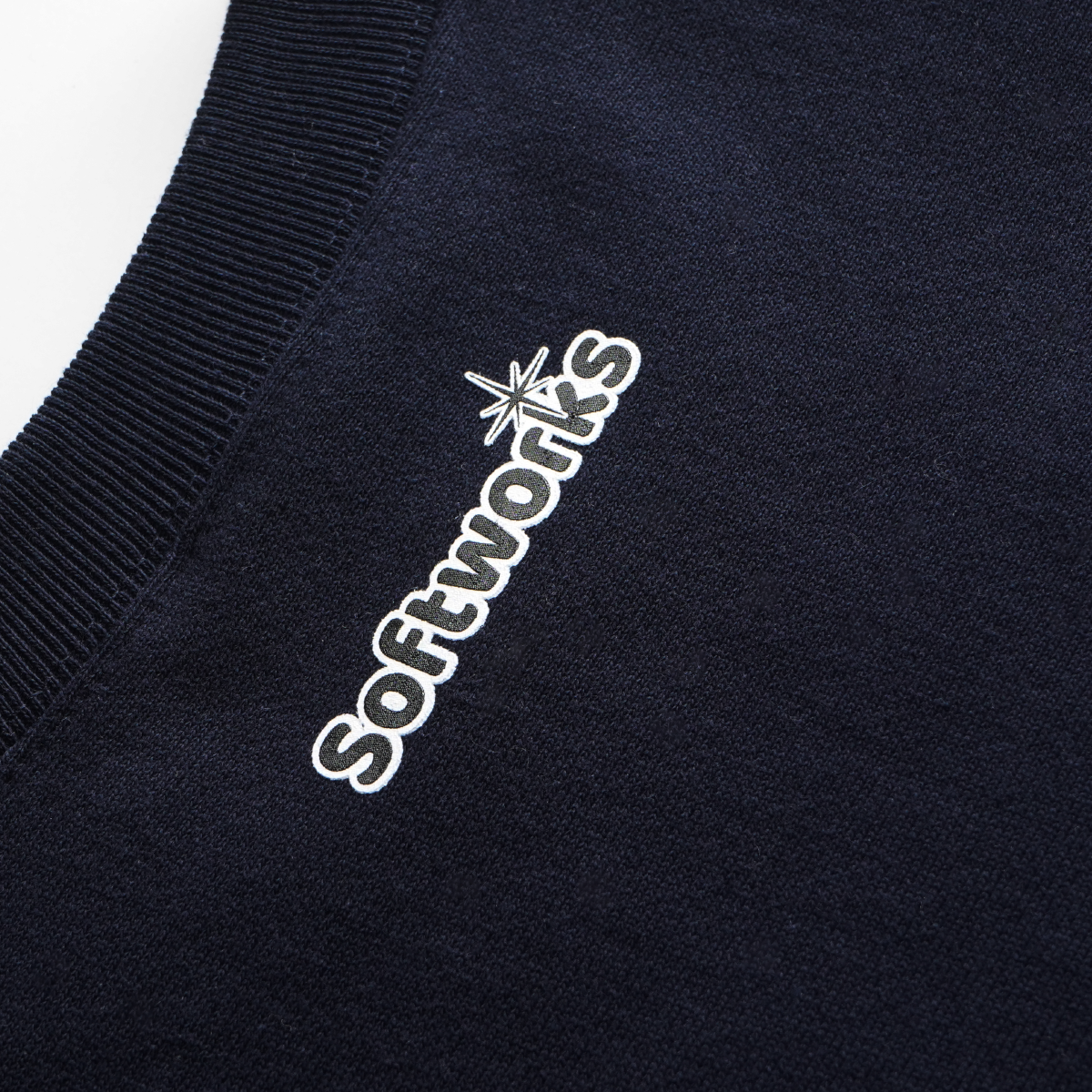 Softworks x INSPIRE TOKYO Crew Neck Sweat Softworks x INSPIRE TOKYO Crew Neck Sweat